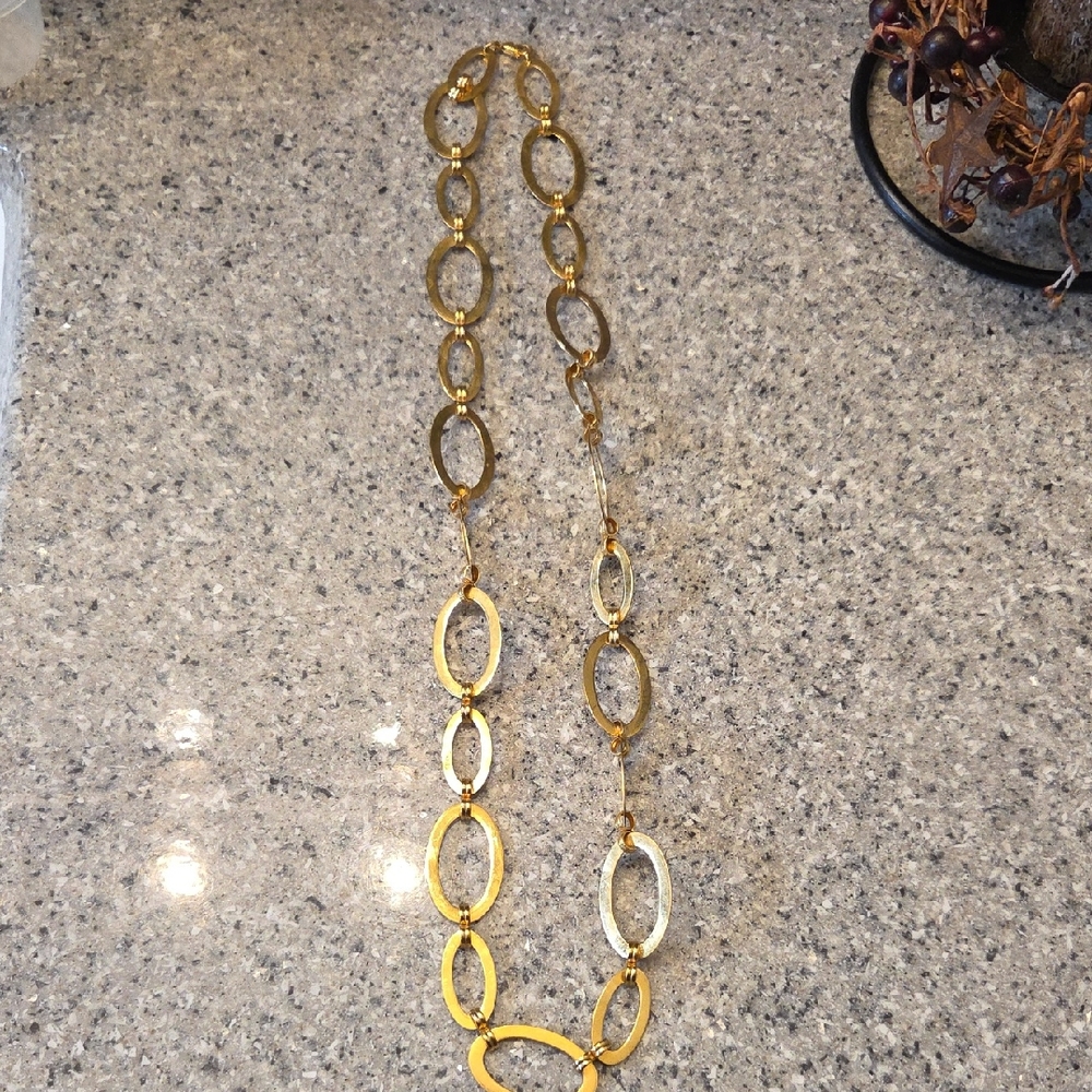 Gold Oval Link Necklace - Women's Fashion Jewelry